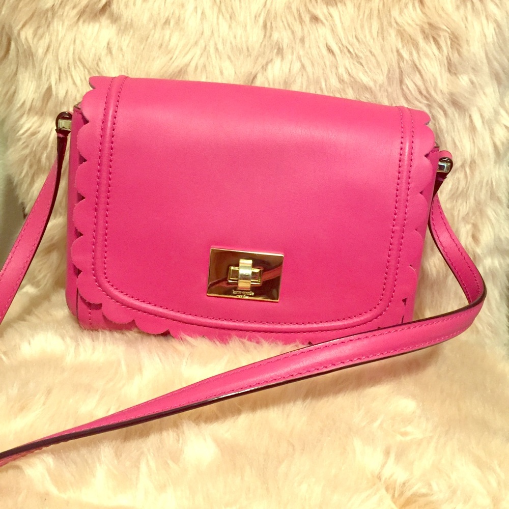 Kate Spade Scallop Crossbody